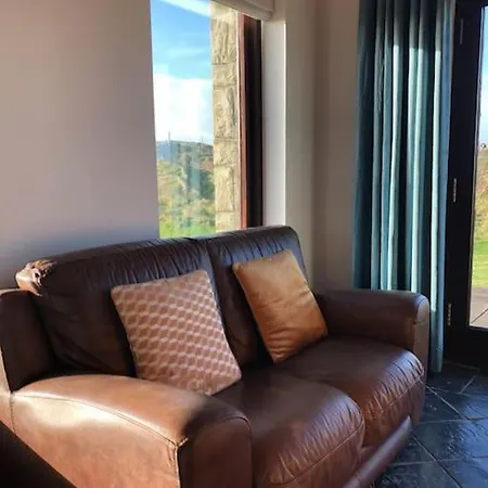 度假居 Luxury Sea View Winter Specials 巴利康尼利